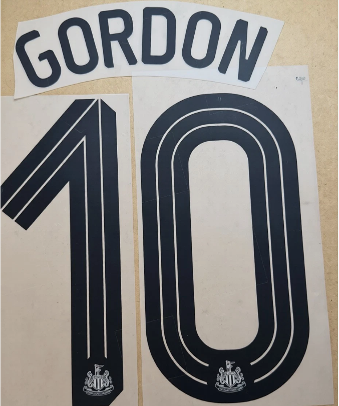 NEWCASTLE GORDON 10 2024-2026 HOME Carabao Cup PLAYER SIZE Nameset Winners