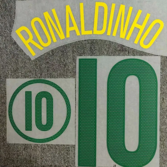 Ronaldinho #10 2003-2005 Home Player Size Brazil PLASTIC Nameset UK STOCK