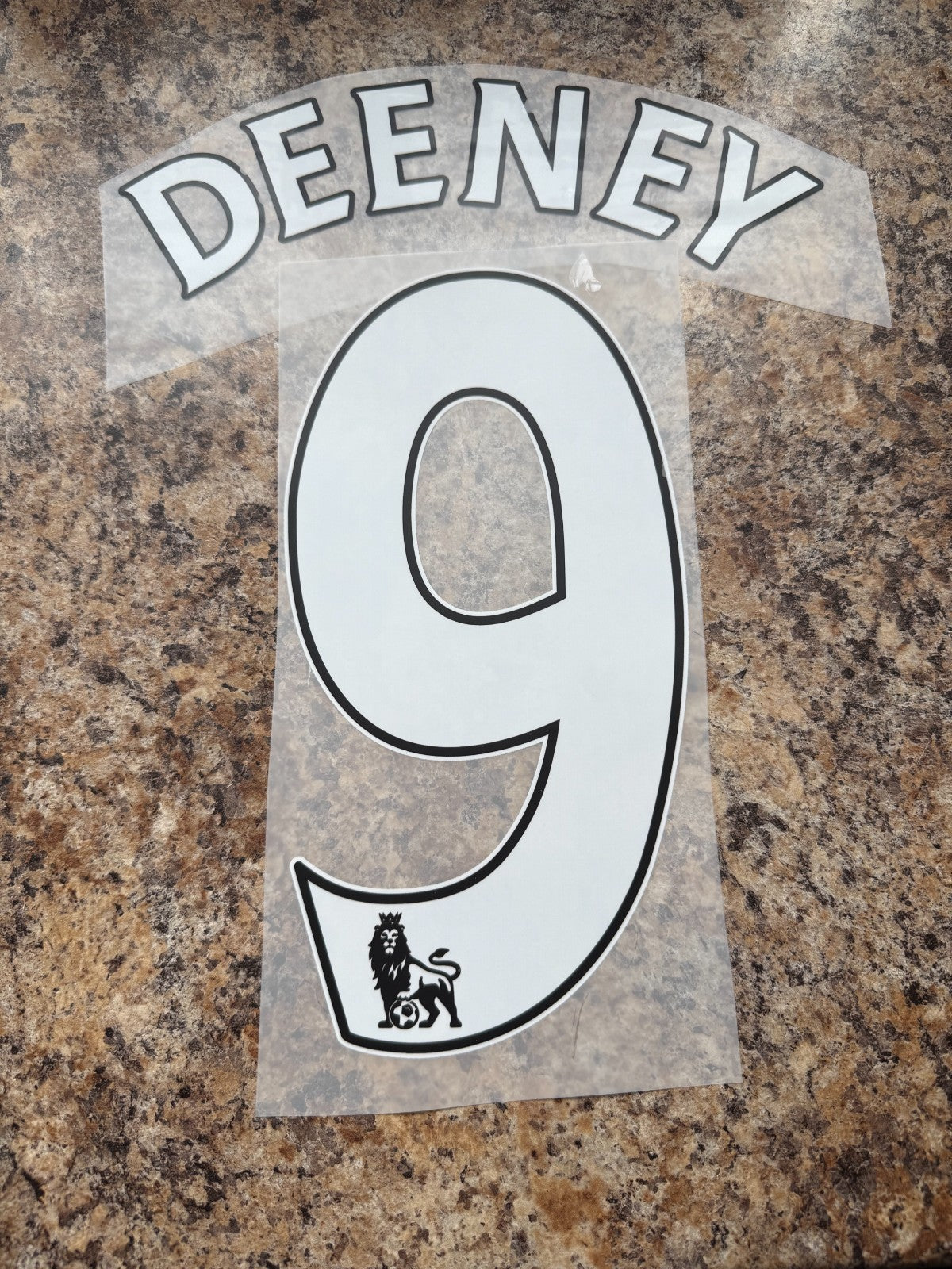 DEENEY 9 2013/2017 WATFORD WHITE PLAYER SIZE Nameset