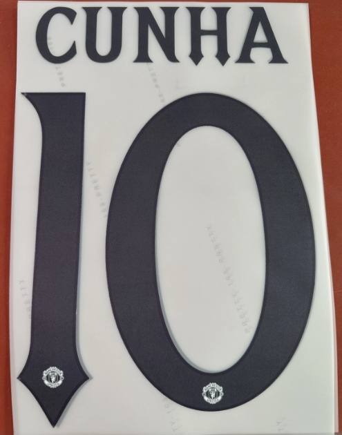 Cunha #10 2025-26 Player Size Cup Third Nameset Manchester United