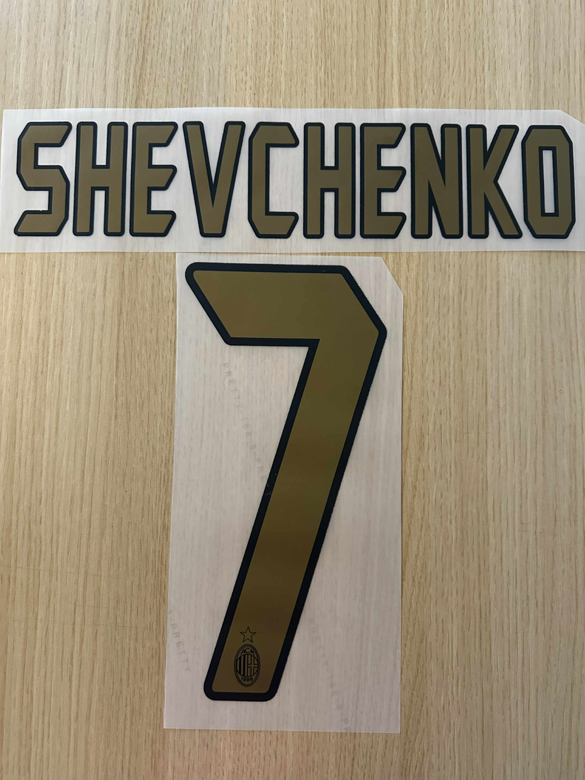 Shevchenko #7 2006-2007 Ac Milan Player Size Gold Nameset UK stock