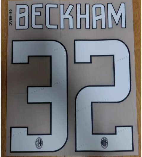 Beckham #32 2011-2012 Home Ac Milan Player Size Plastic Serie A League Nameset