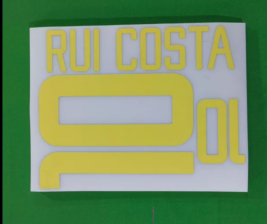 PORTUGAL 2003-2004 Rui Costa 10 Home PLAYER SIZE