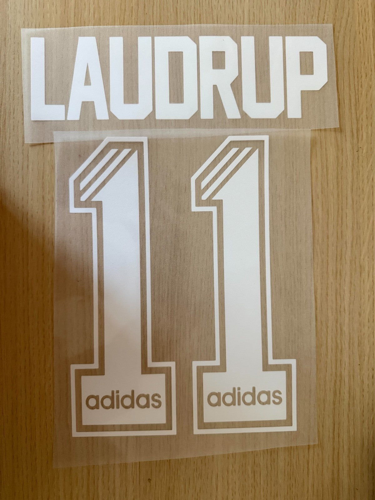 Laudrup #11 1996-1997 Rangers Home Felt Player Size Premier League Nameset