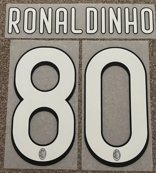 Ronaldinho #80 2009-2010 Player Size Milan PLASTIC Nameset UK STOCK
