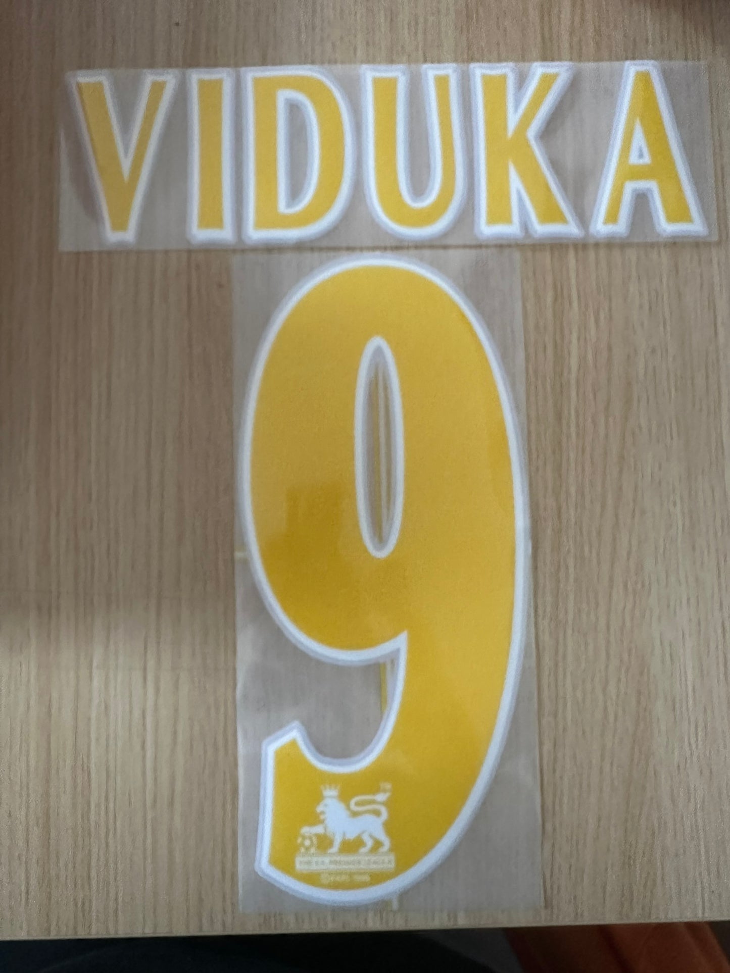 Viduka #9 Leeds United 2001-2003 yellow flock nameset for Football Shirt