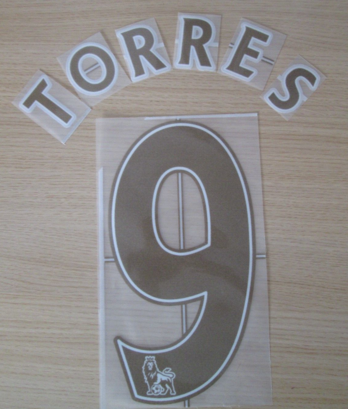 Torres  #9 2007-2013 EPL Player Size Premier League Gold Nameset Felt Liverpool