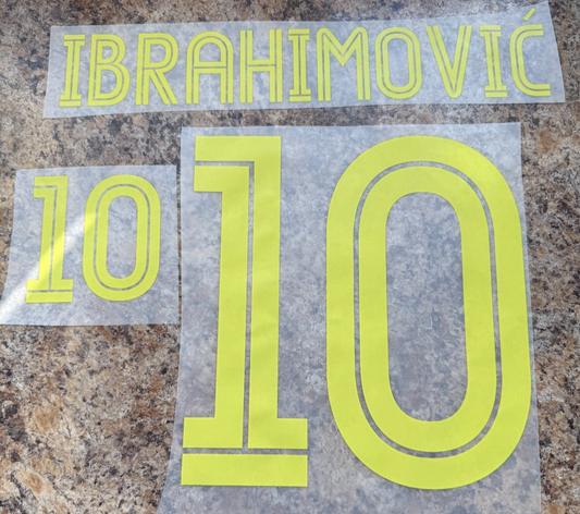 IBRAHIMOVIC 21  EURO 2004 Home SWEDEN PLAYER SIZE YELLOW Nameset