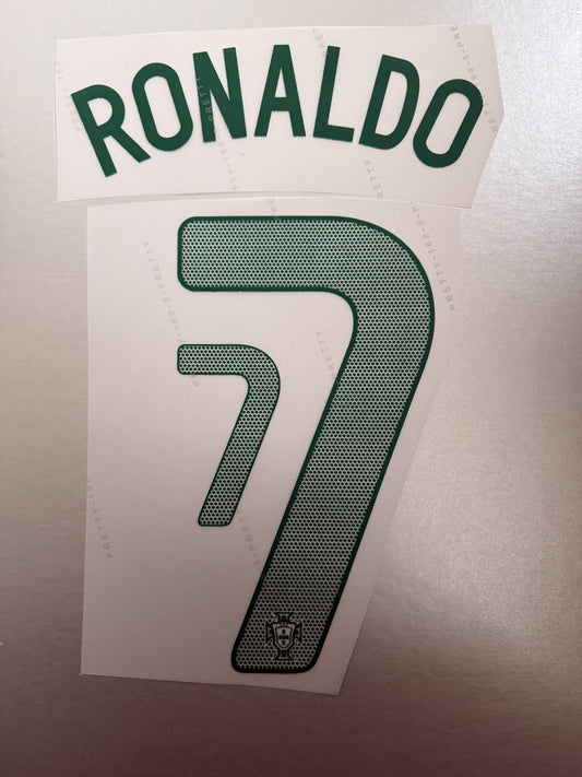 PORTUGAL  Ronaldo 7 Away PLAYER SIZE World Cup 2010 Nameset
